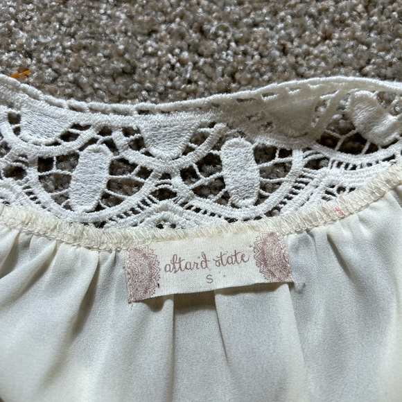 Cream Eyelet Collared Shirt - Picture 5 of 6